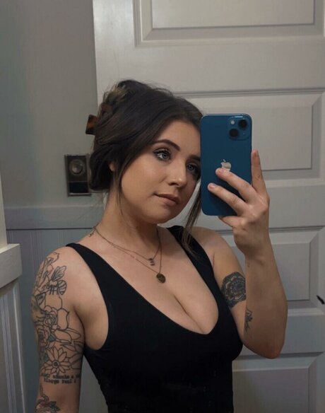 Astrolgygrl erotic pornstar images