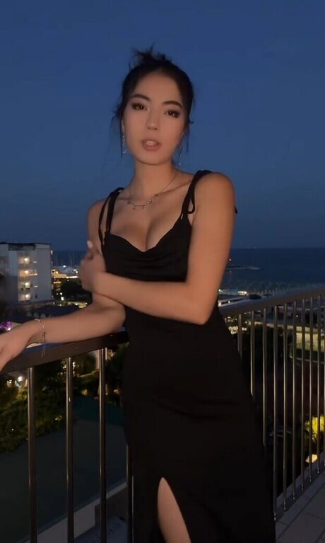 Dani Klieber pornstar pretty pictures