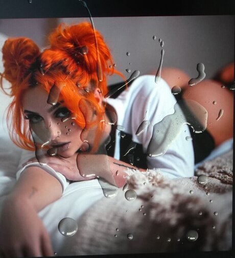 Cum Tributes model sexy photo