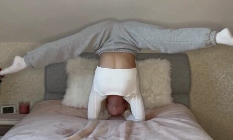 Itsmisabell model top archive