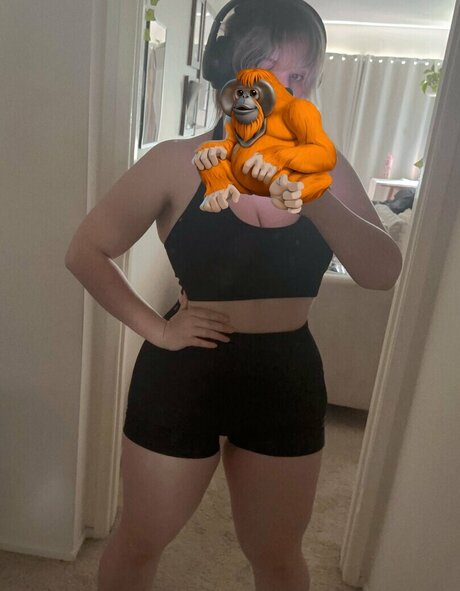 Aretteepls model exclusive photos