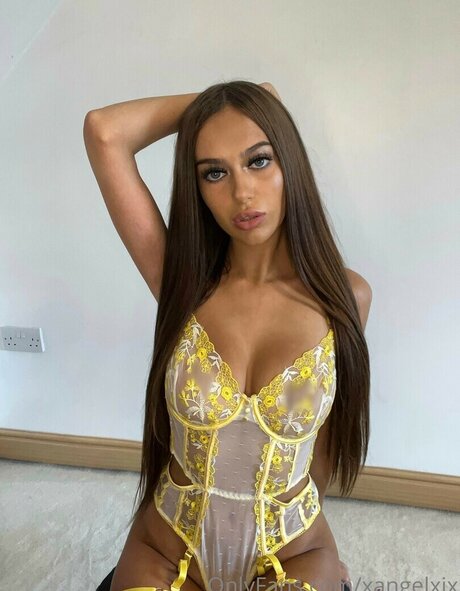 Angelinglisx pornstar erotic galleries