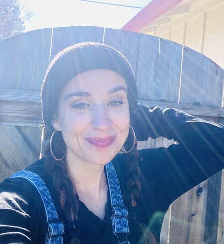 BellaSuede porn actress galleries