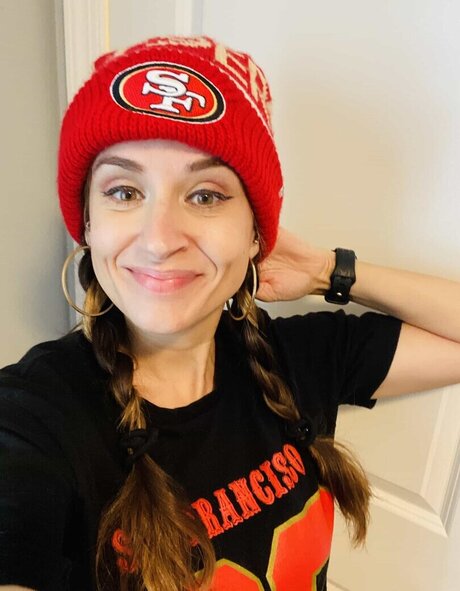 BellaSuede xxx pornstar archive