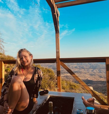 Emily Osment art pornstar image