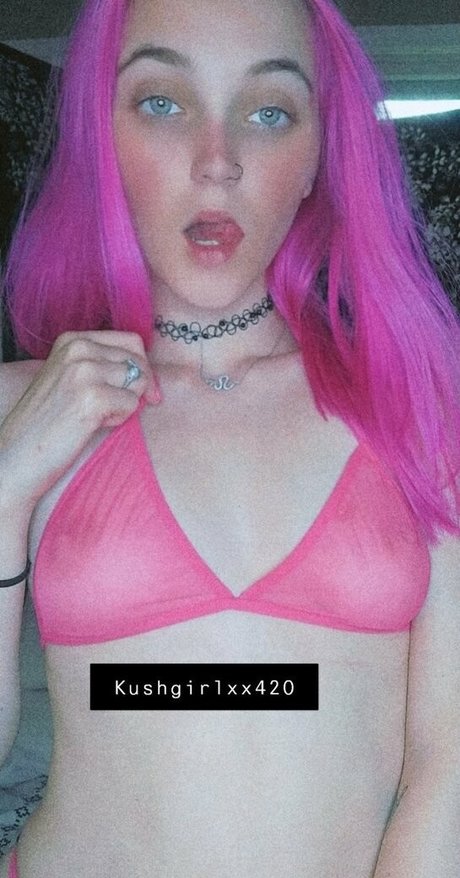 kushgirlxxfree model free photos