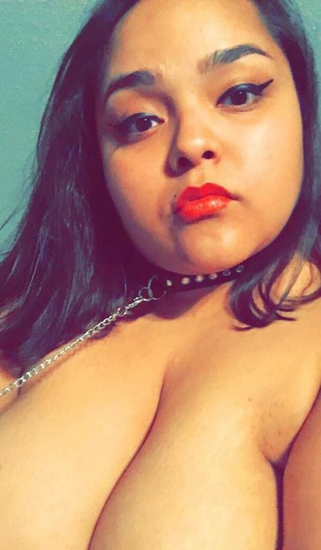 thckslutgoddess free model photos