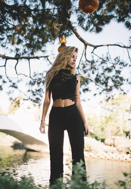 Camila Morrone star exclusive pictures