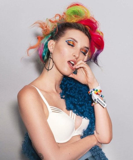 Dani Thorne porn actress pic