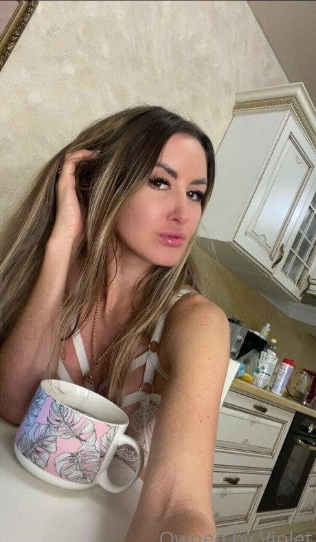 playboymodelvita model beautiful pic