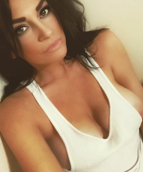 Darnell Ashbury star adult galleries