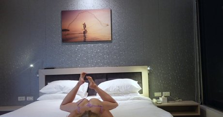 Rosie Burr nice model pictures