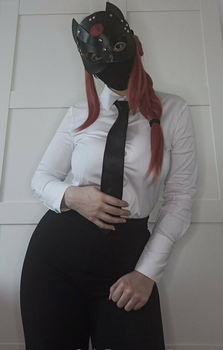 luna vip model nude pics