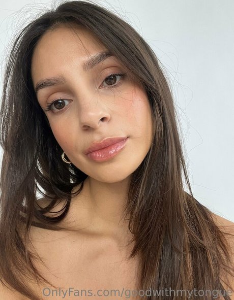 goodwithmytongue model xxx img