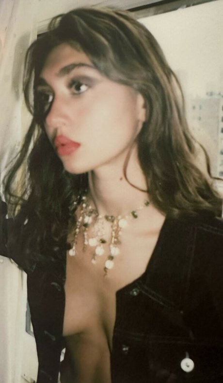 caterpillareyebrow pornstar adult gallery