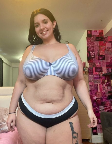 rose d kush erotic actress photos