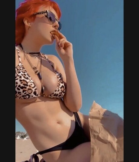 Im renna model nude images