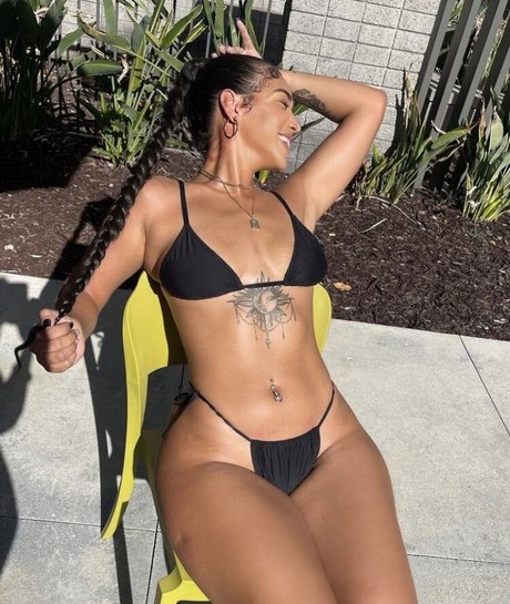 virdiisunique star nudes photos