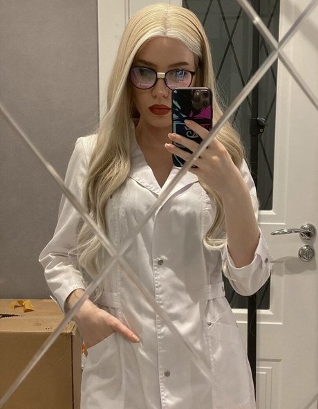 Mood Asmr erotic pornstar pictures