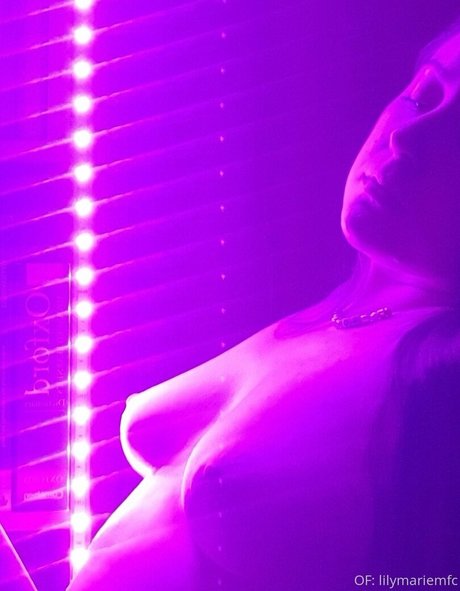 lilymariemfc sexy star pictures