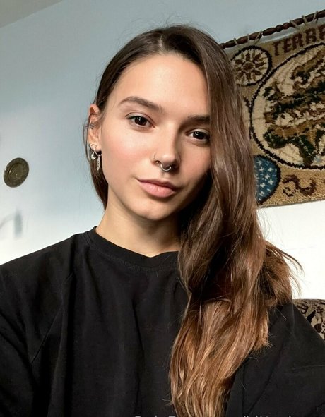 Kitty Berg nude pornstar photos