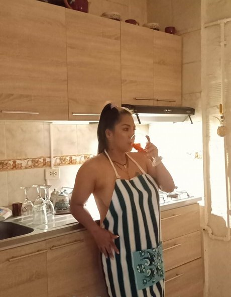 kanelamorena sexy model archive