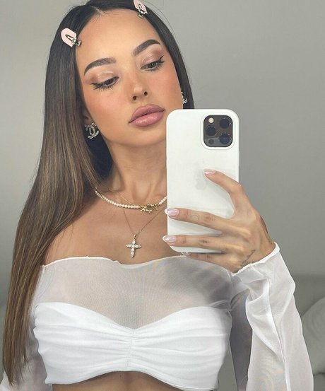 nerdy teen onlyfans perfect images