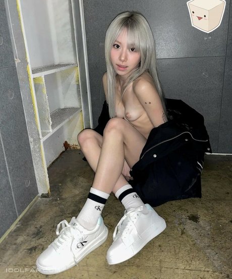 18 free onlyfans perfect archive