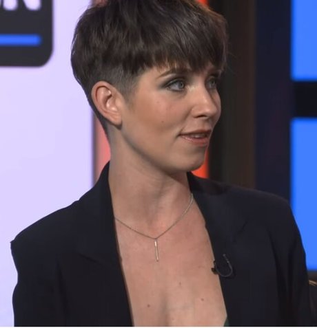 Soe Gschwind naked star galleries