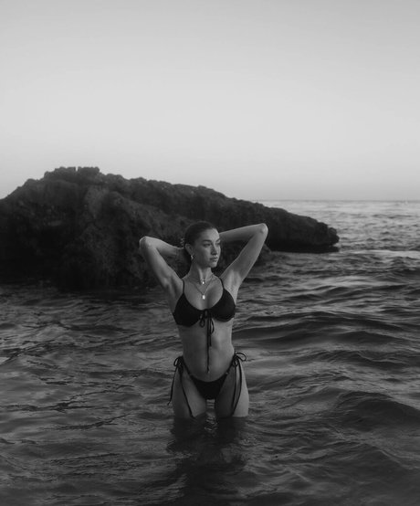 Tori Webster star hot img