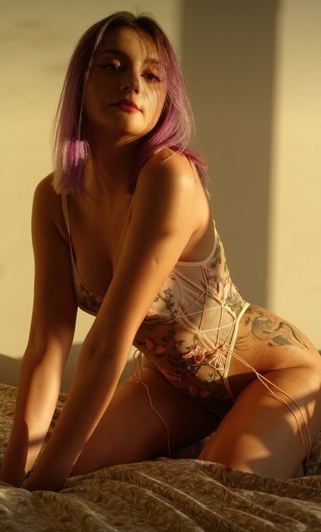 vikkkess naked pornstar archive