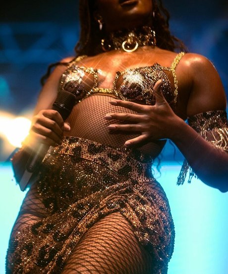 Izza Cantora perfect actress pic