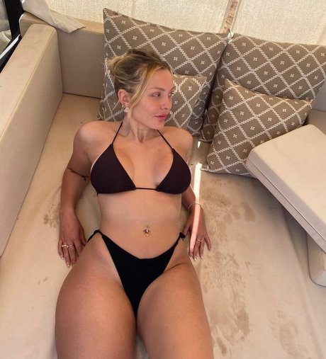 MillieT25 hd actress image