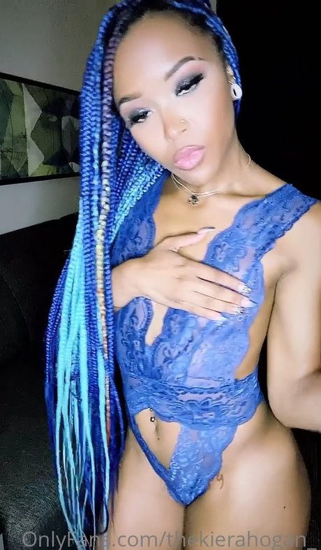 Kiera Hogan model erotic img