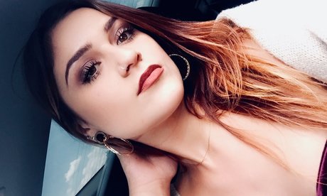 Layla PrettyKitty exclusive model gallery