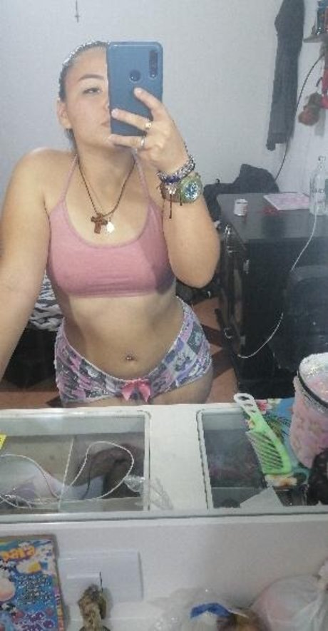 Marcelita ardiente star nude picture