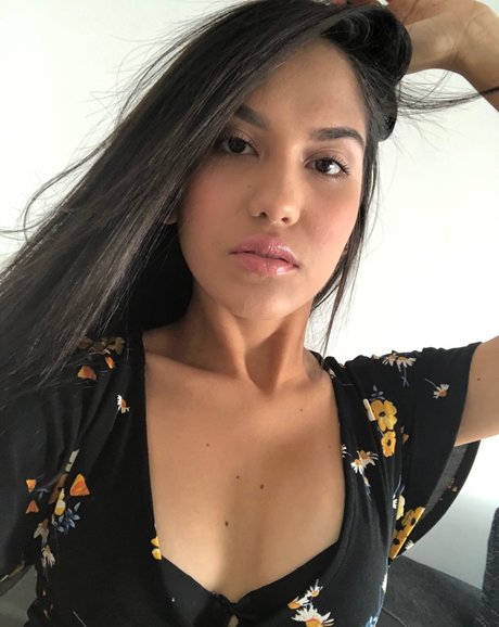 Lii nude star pics