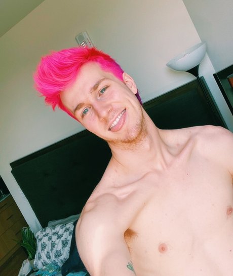 Max Palmer pornstar pretty photo