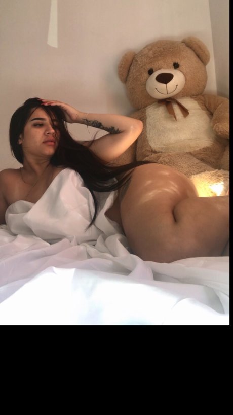 Sofia Mateus model sexy pic