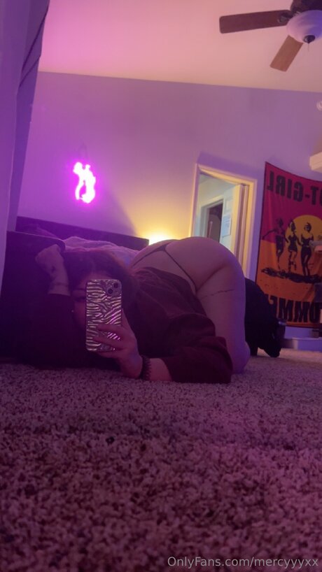 mercyyyxx hot pornstar photo