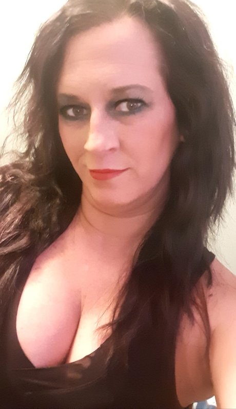 Natural Brooklynn adult star photo