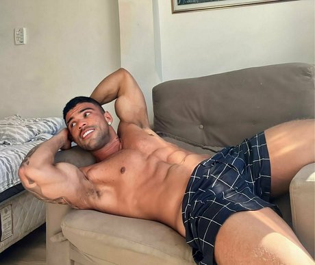 king tylor porn model photos