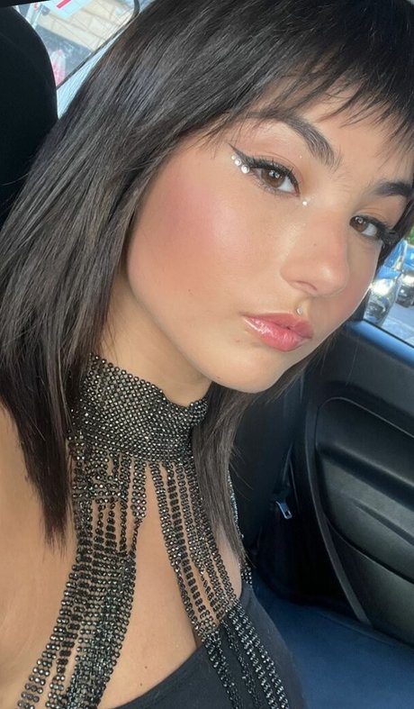 Giorgia Soleri sex pornstar img