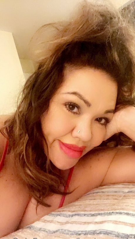 bustycougar porn star pic