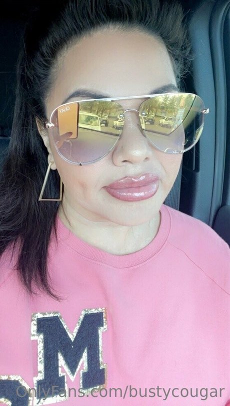 bustycougar free actress image