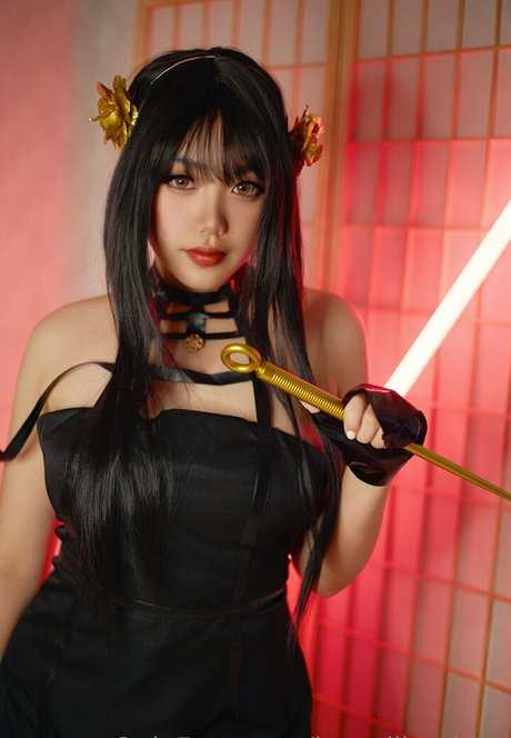 anna hitomi pretty model picture