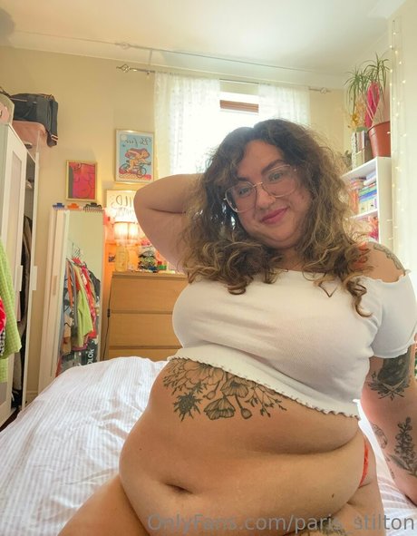 paris stilton top star photos