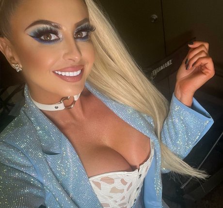 Danni Ellexo best pornstar photo