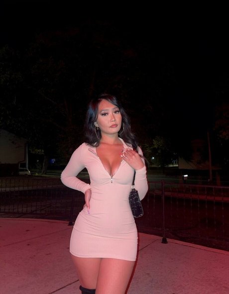 Samantha Yang Hmong exclusive star img