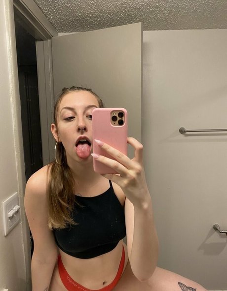 Melody Parker hot actress gallery